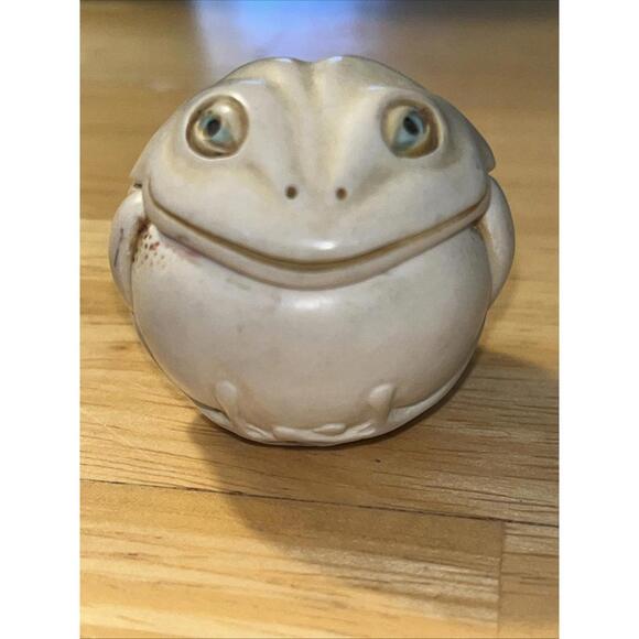 Harmony Kingdom Other - Harmony Kingdom - "Divine" - Frog - Roly Poly - Trinket Box